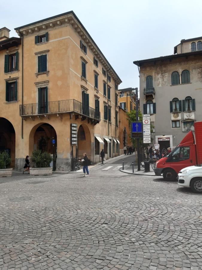 Suite Porta Borsari Verona Kültér fotó